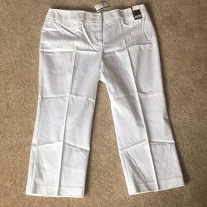 NWT size 18 New York & Company white crop pants